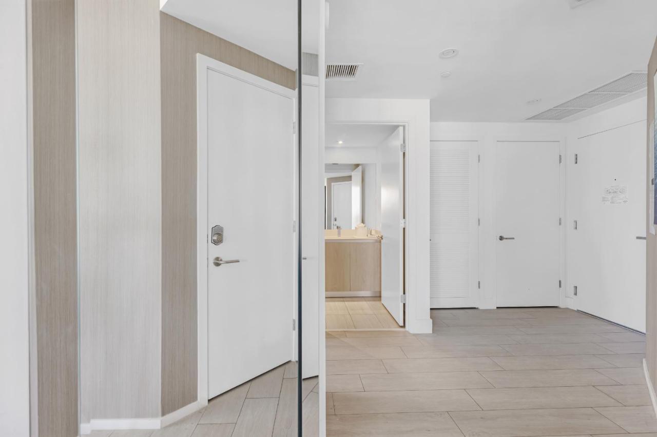 Hyde House: Oceanfront 2br With Direct Views Apartment Hollywood