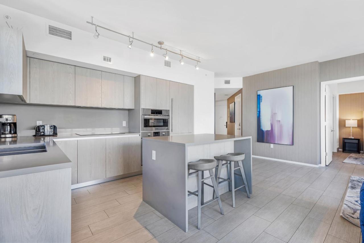 Hyde House - Million 2bd 2ba, Direct Ocean View, 1 Min From Beach, 6 Guests